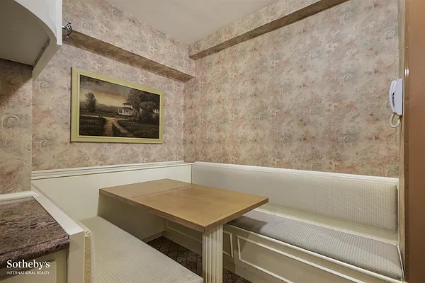 Sold by Sotheby's International Realty | media 23