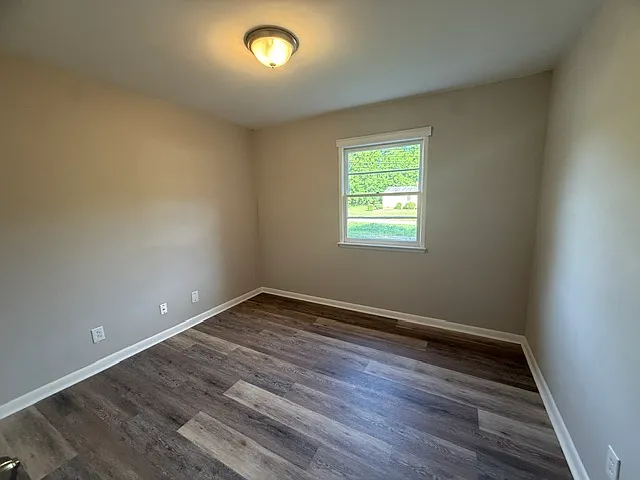 1012 Meadowbrook Blvd — Photo 14