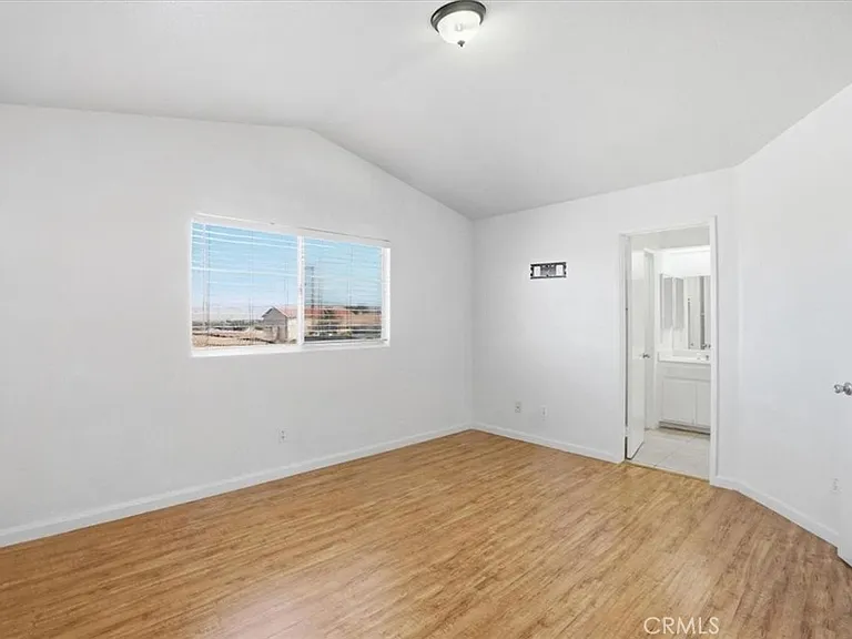 8541 Dove Creek Trl — Photo 15