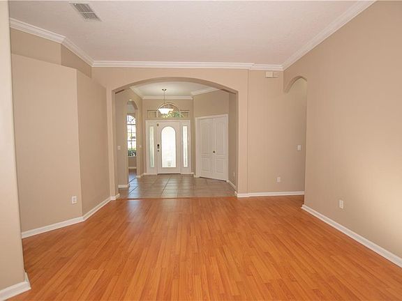 5th image of 625 Waterland Ct