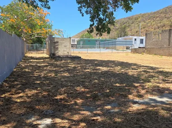 Extensión Baco #6 BARRIO MONTALVA, ENSENADA, GUÁNICA, ENSENADA, PR 00647