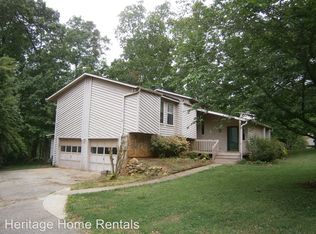 9894 Live Oak Ct, Douglasville, GA 30135
