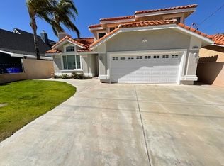 30545 Arlington St, Val Verde, CA 91384