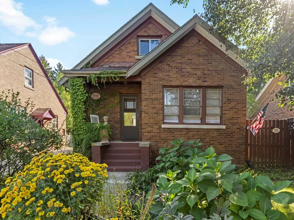 125 Dawson Ave, Rockford, IL 61107