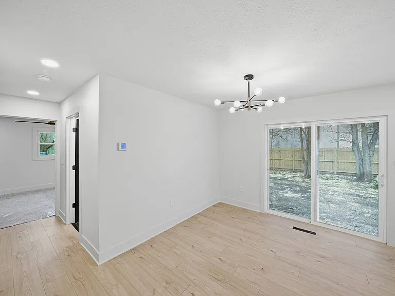 149 Washington St — Photo 30