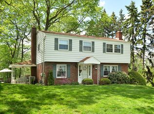 101 Douglas Dr, Pittsburgh, PA