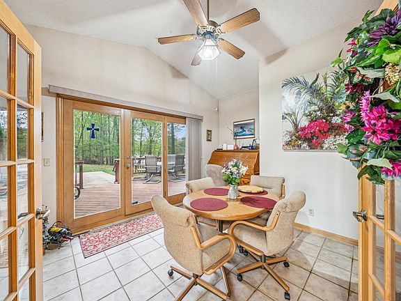 3rd image of N1355 Burma Rd