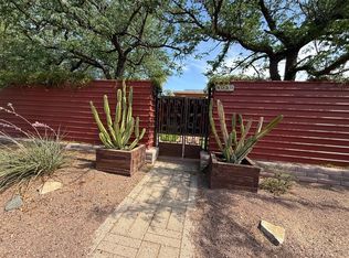 3039 E Hawthorne St, Tucson, AZ 85716