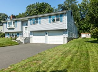 97 Overbrook Dr, Vernon, CT 06066