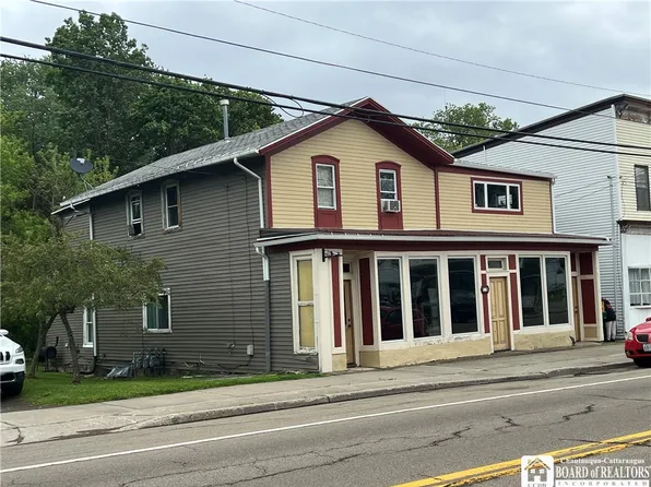 19 W Main St, Brocton, NY 14716