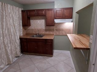 416 S Thorson Ave, Compton, CA 90221