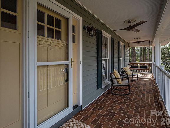 5th image of 402 Belwood Dr