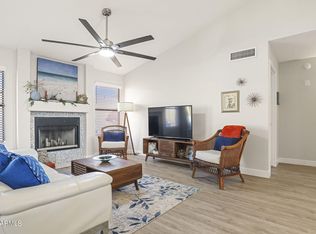 2718 E Rockledge Rd, Phoenix, AZ 85048