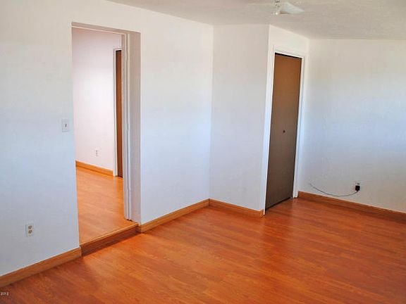 room next to one bedroom