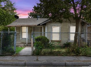 148 Henry St, San Antonio, TX 78207
