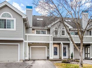 1825 Terraceview Ln APT F, Plymouth, MN 55447