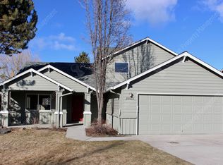 20002 Powers Rd, Bend, OR 97702