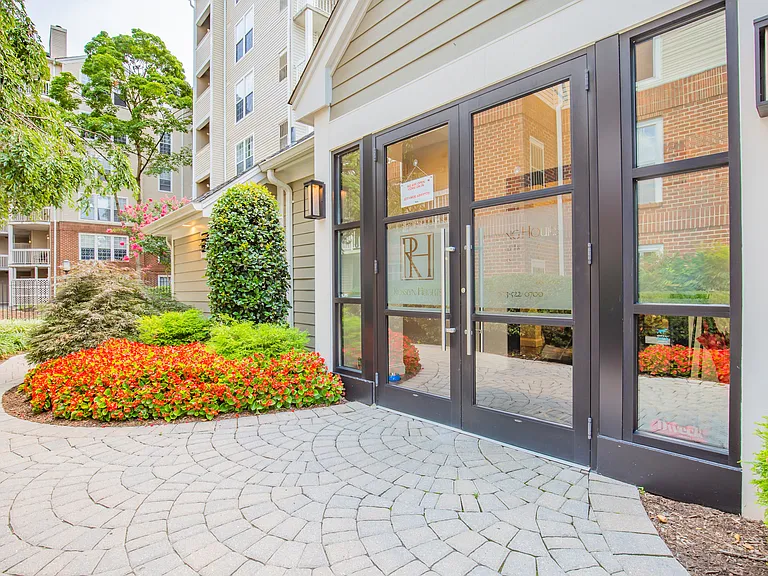 Beautifully Landscaped Community