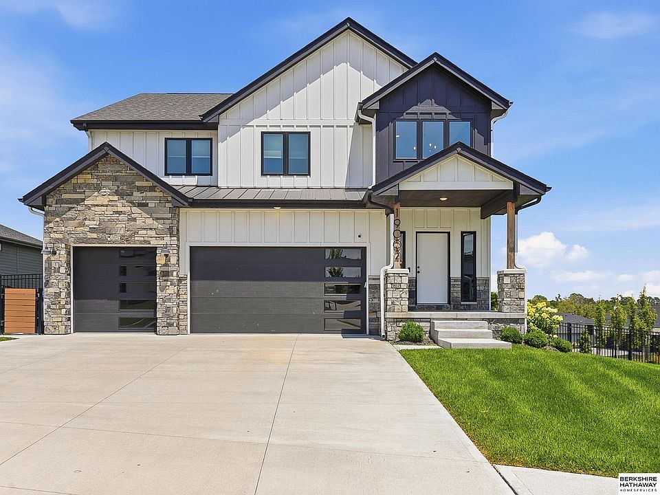 1st image of 19002 Acorn Dr