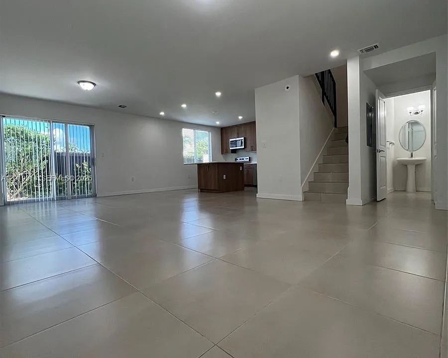 199 S Redland Rd #B5