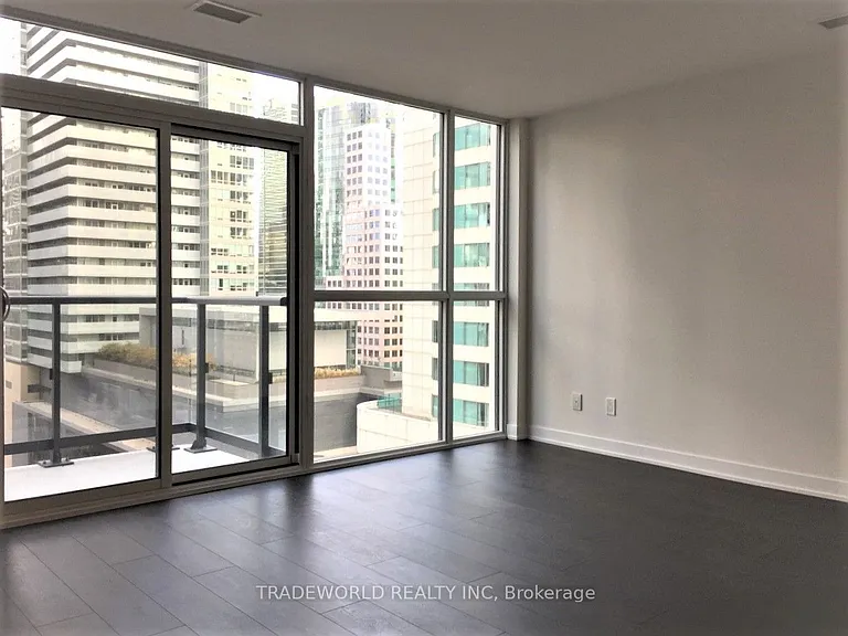 87 Peter St #1513 — Photo 2