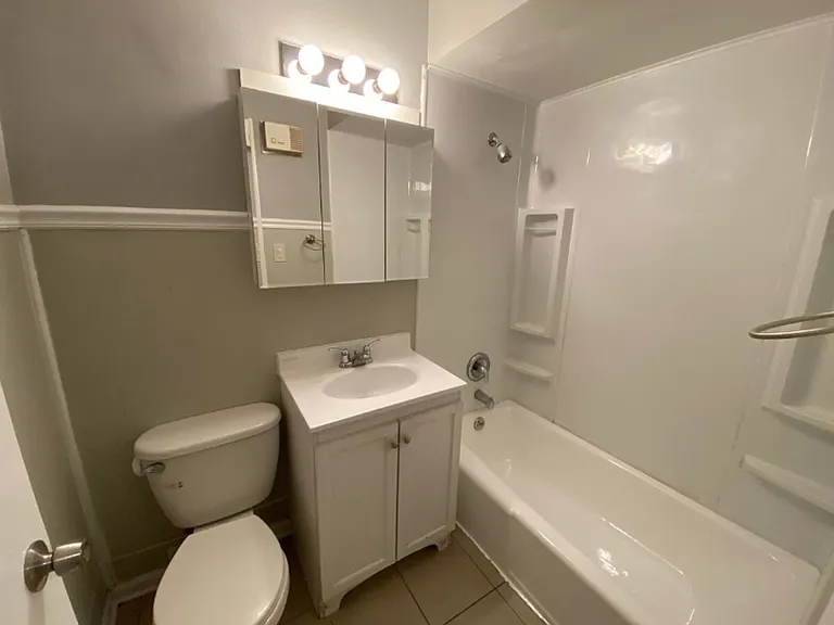 36 King Arthur Ct — Photo 4