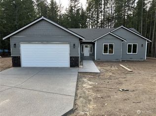 1588 SW J H Rd, Port Orchard, WA 98367