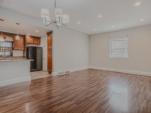 4th image of 3029 Gilboa Ave