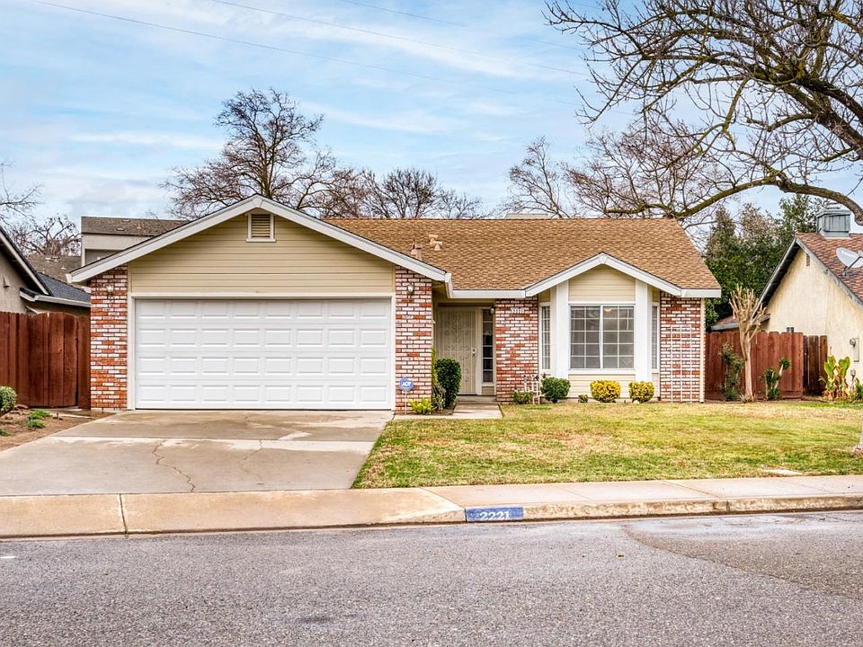 1st image of 2221 Northridge Dr