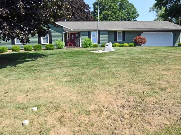 24 Hancock Dr, Horseheads, NY 14845