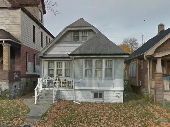 4751 N 35th St, Milwaukee, WI 53209