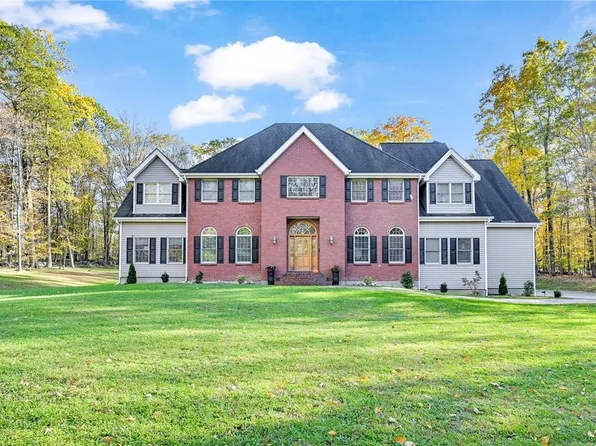 73 Harden Drive, La Grange Ville, NY 12540