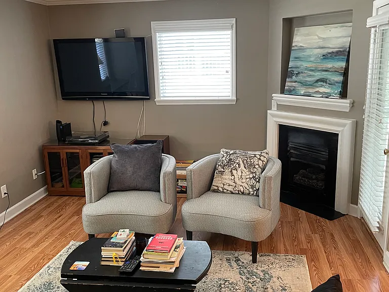 1011 Nicholwood Dr #207 — Photo 5