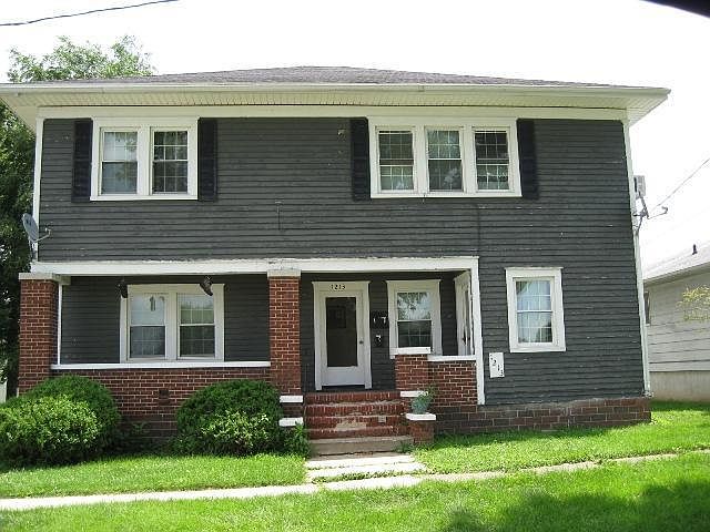 1st image of 1213 Monroe St