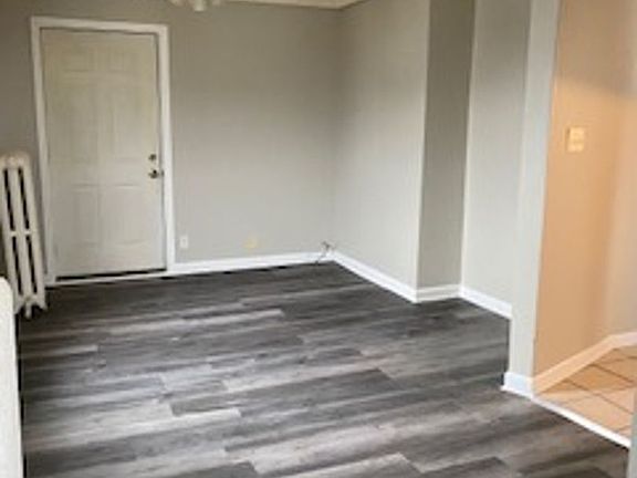 4th image of 1302 N 23rd Ave Unit 2R
