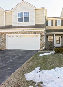 1532 Glacier Trl, Carpentersville, IL, 60110