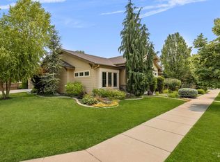 6800 N Moon Drummer Way, Meridian, ID 83646