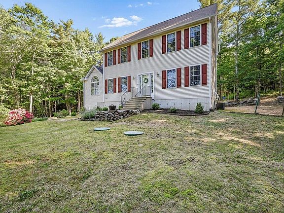 4th image of 165 Governors Road
