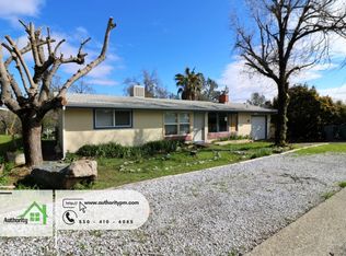 1412 Riviera Dr, Redding, CA 96001