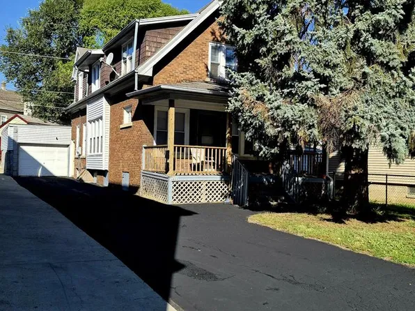 1821 S Muskego AVENUE, Milwaukee, WI 53204