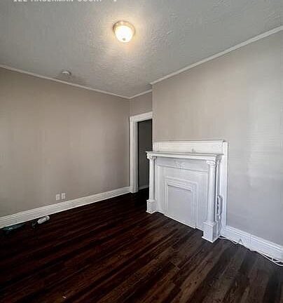 5th image of 122 Hagerman Ct APT 1