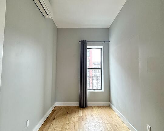 2nd image of 565 Saint Johns Pl APT 4F