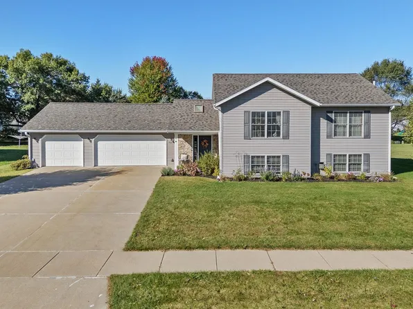 733 Eastridge Dr, Reedsburg, WI 53959