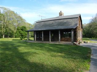 463 Winthrop Rd, Deep River, CT 06417