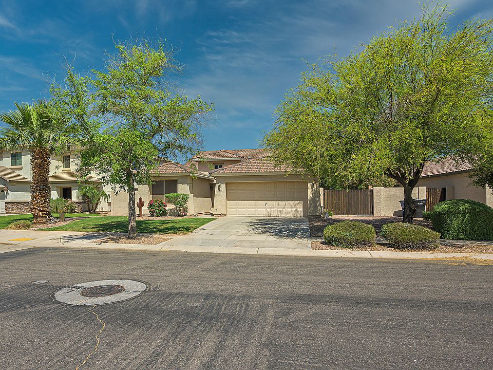 1st image of 4084 E Los Altos Dr