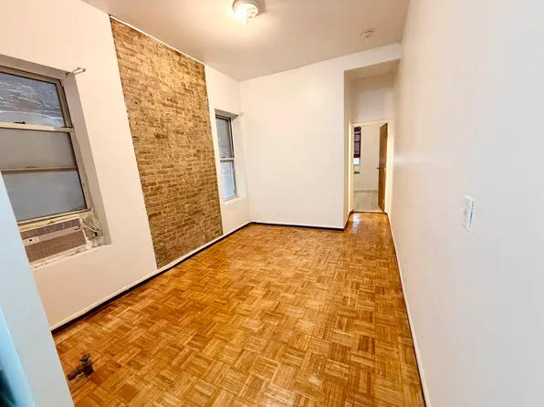 375 Fifth Avenue image 1 of 6