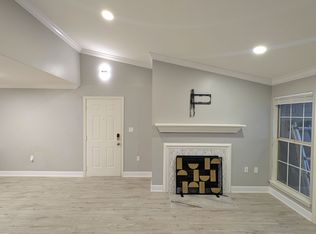 20963 Timber Ridge Ter APT 301, Ashburn, VA 20147