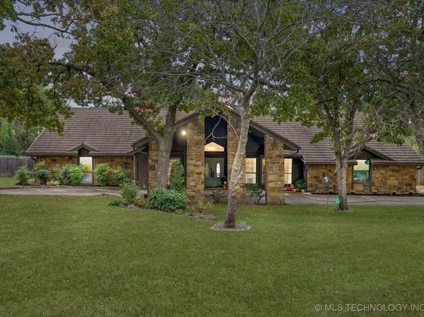 8762 S Toledo Ave, Tulsa, OK 74137