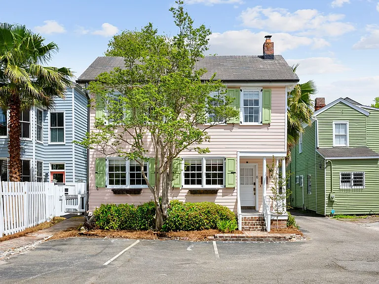 6 Smith Pl — Photo 4