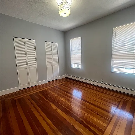 5 Hatch St #3 — Photo 5